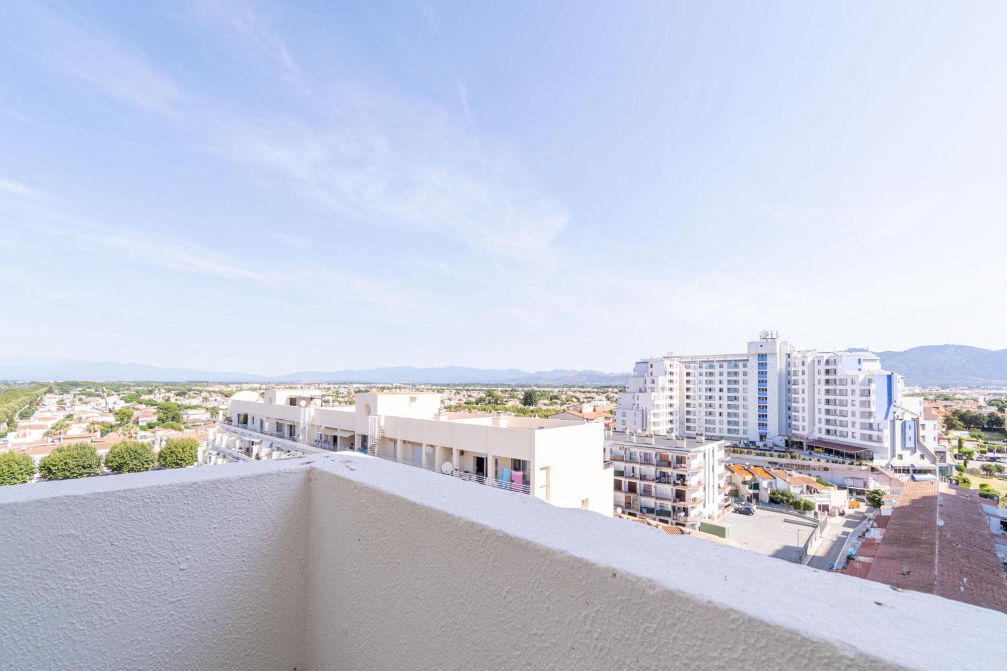 Sol 8-Studio In The Beach & Downton Empuriabrava Dış mekan fotoğraf